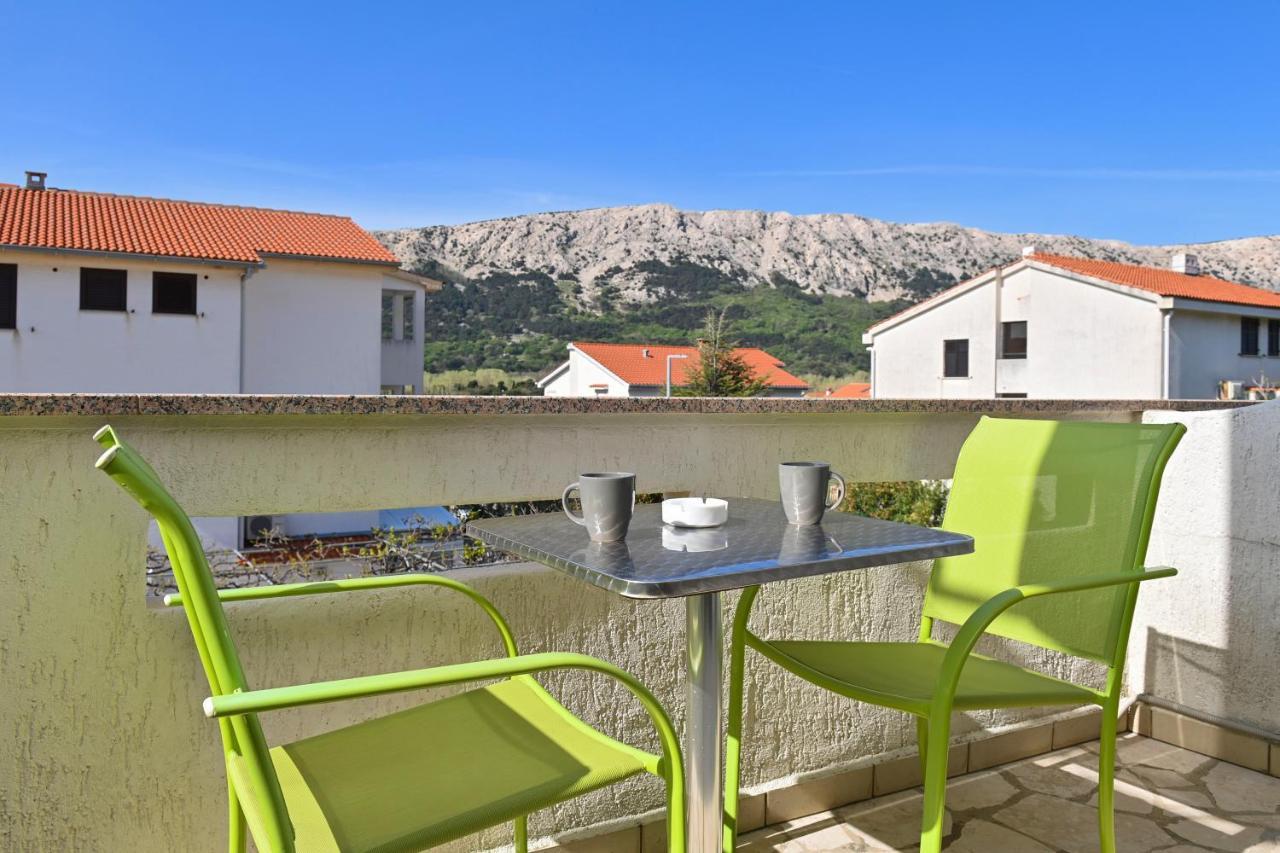 Rooms & Apartments Jadranka Baska  Exterior photo